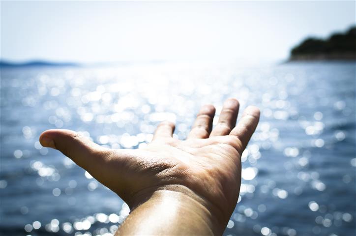 OBAVIJEST O OSTAVLJANJU  RUČNIKA, LEŽALJKI I SL. NA JAVNIM PLAŽAMA